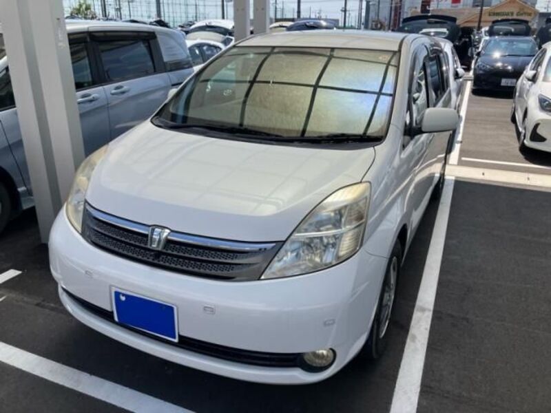 TOYOTA ISIS