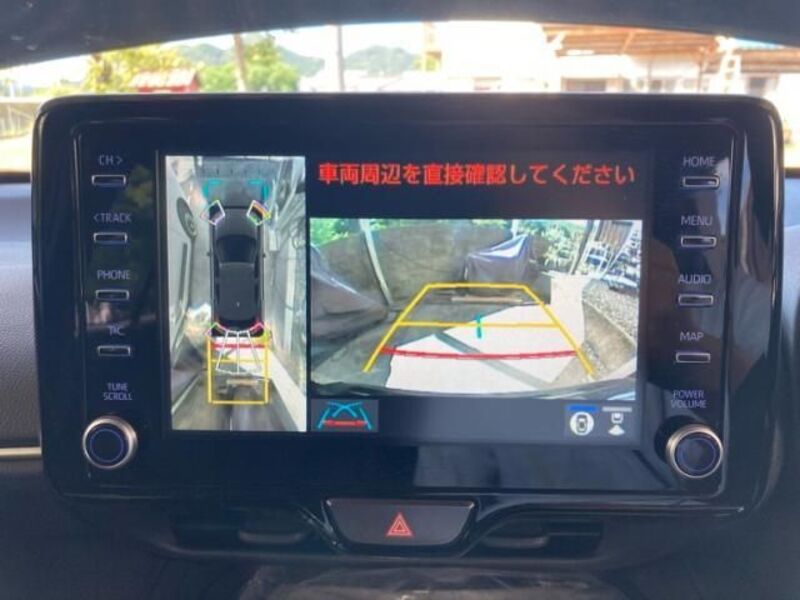 YARIS CROSS