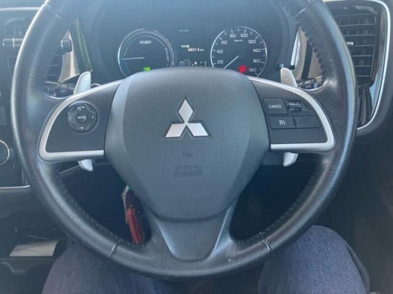 OUTLANDER PHEV