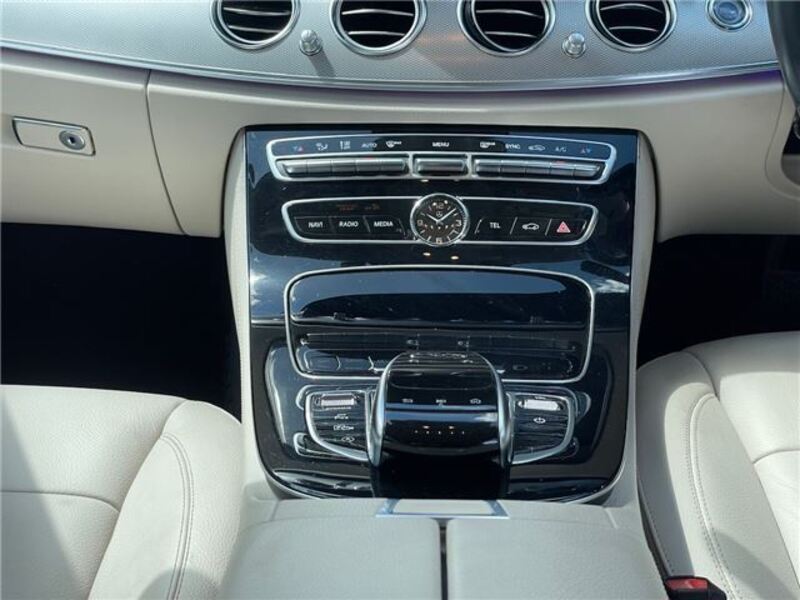 E-CLASS