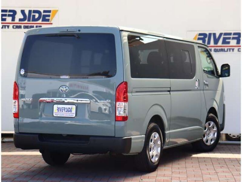 HIACE VAN