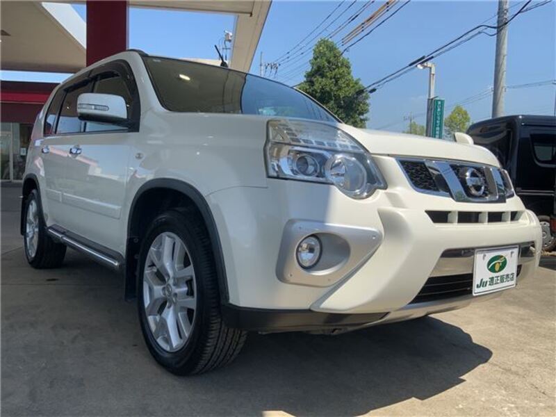X-TRAIL