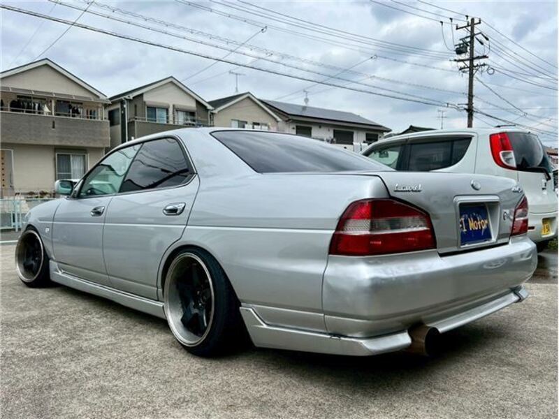 LAUREL