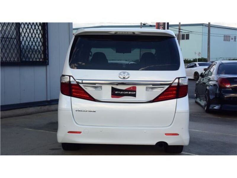 VELLFIRE