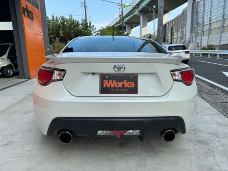 86