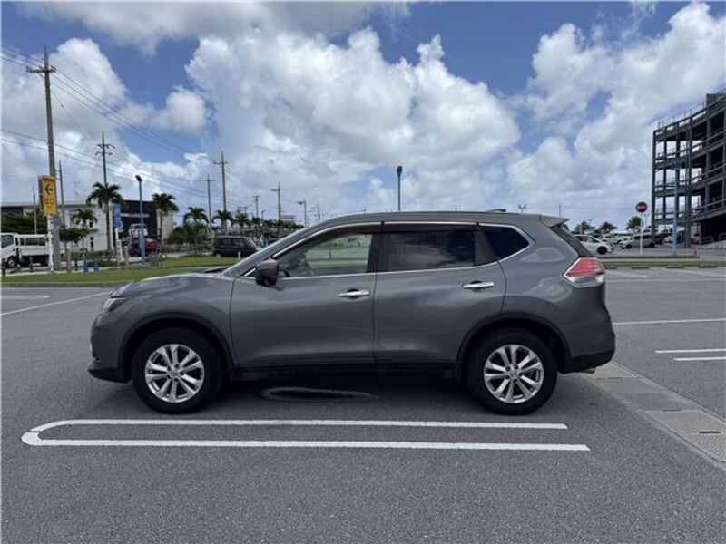 X-TRAIL
