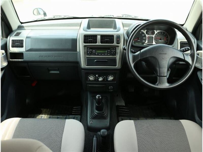 PAJERO MINI