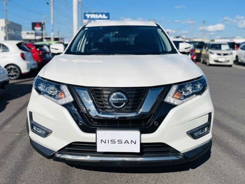 X-TRAIL