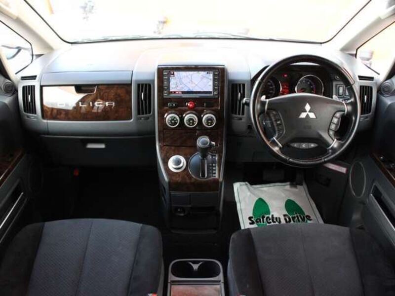 DELICA D5