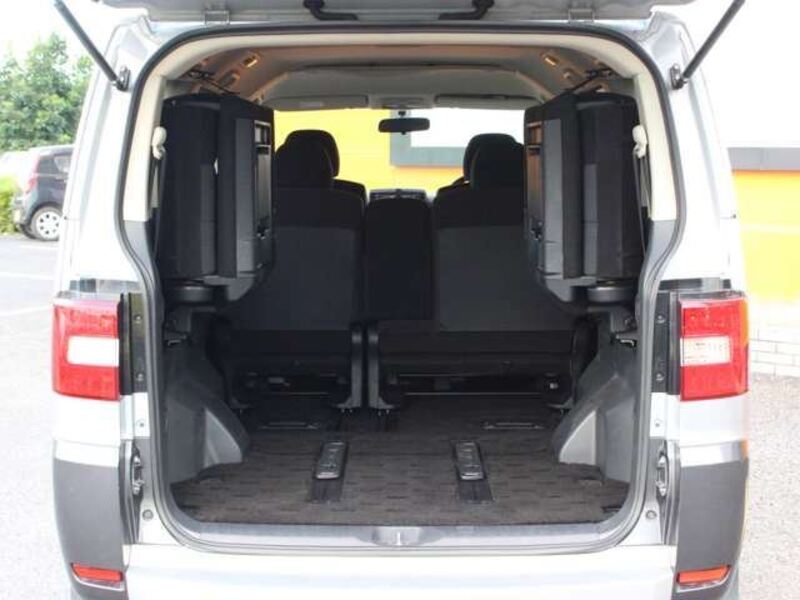 DELICA D5