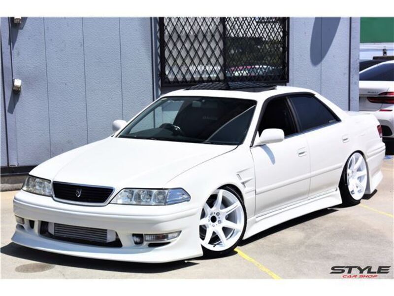 TOYOTA MARK II