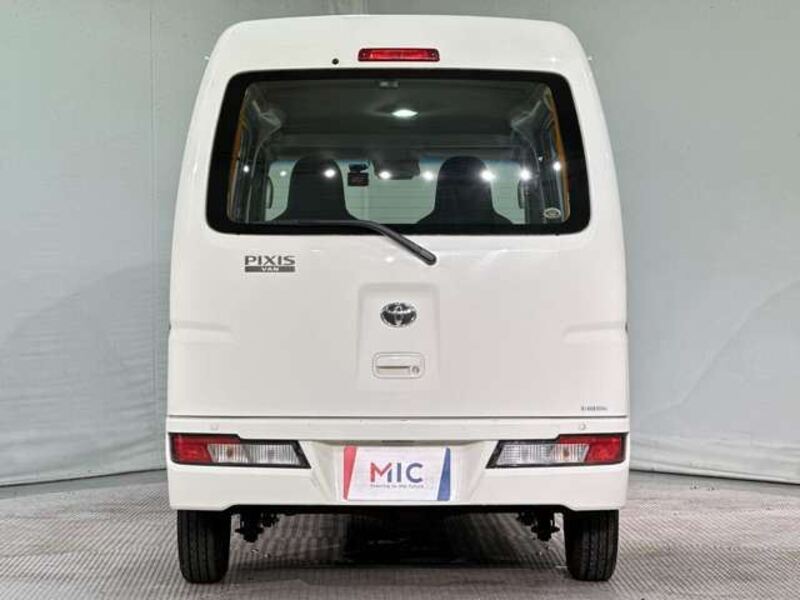 PIXIS VAN