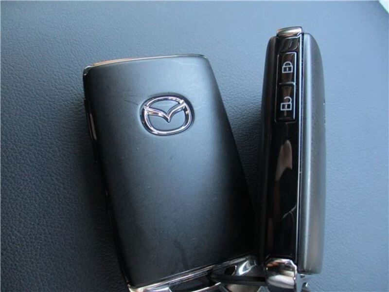 MAZDA3