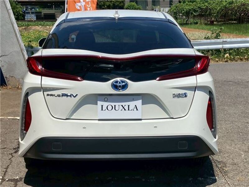 PRIUS PHV