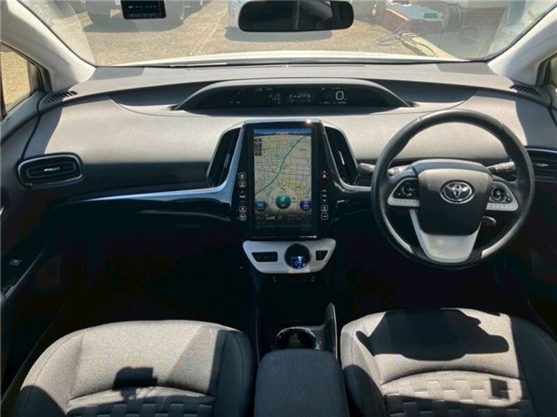 PRIUS PHV