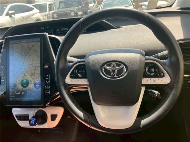 PRIUS PHV