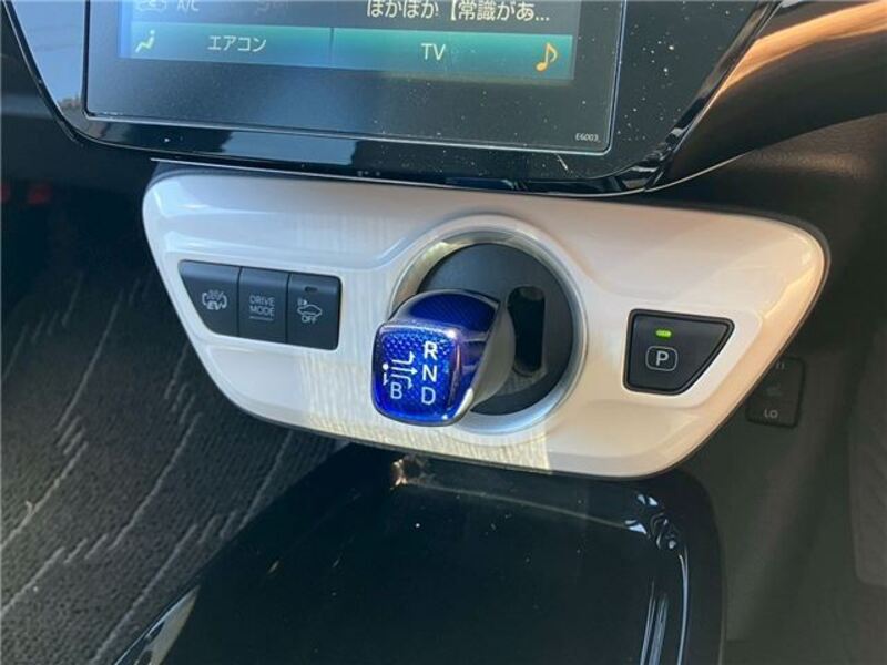 PRIUS PHV