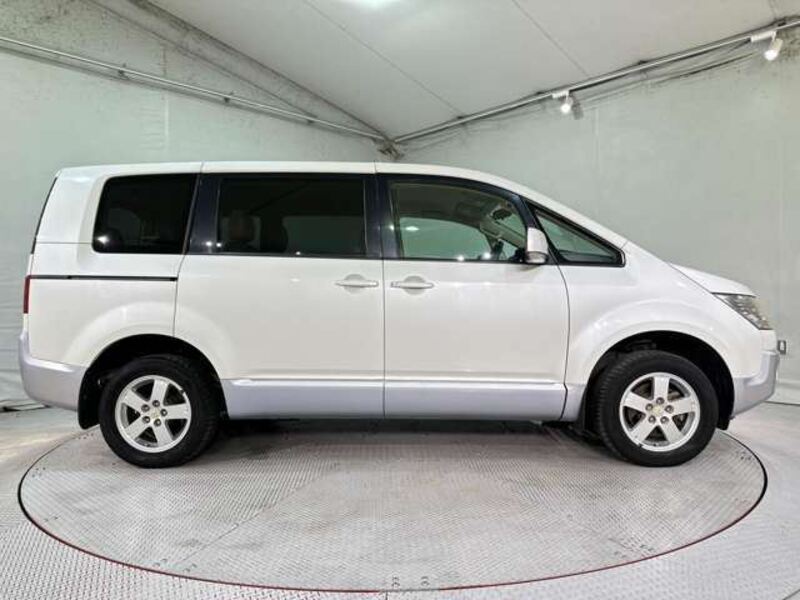 DELICA D5