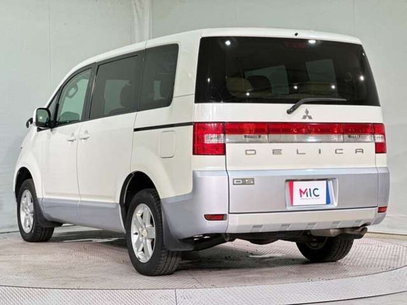 DELICA D5