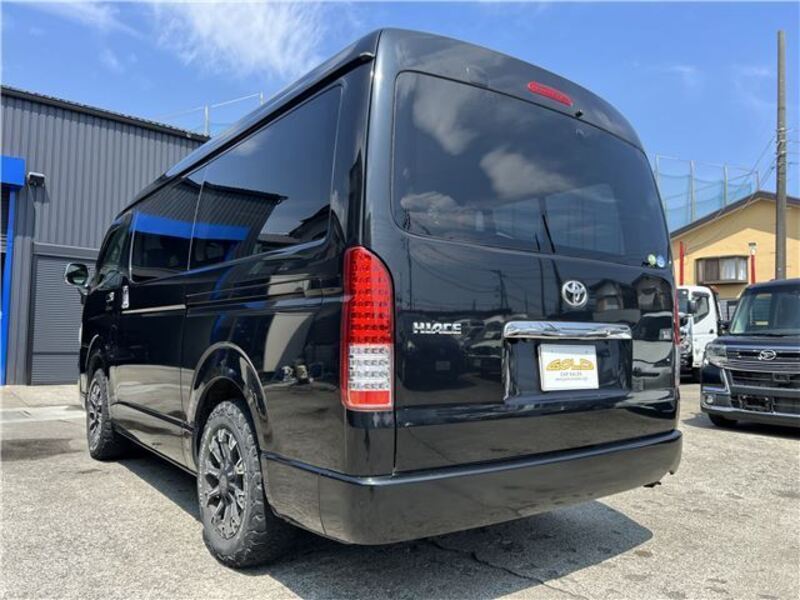 HIACE