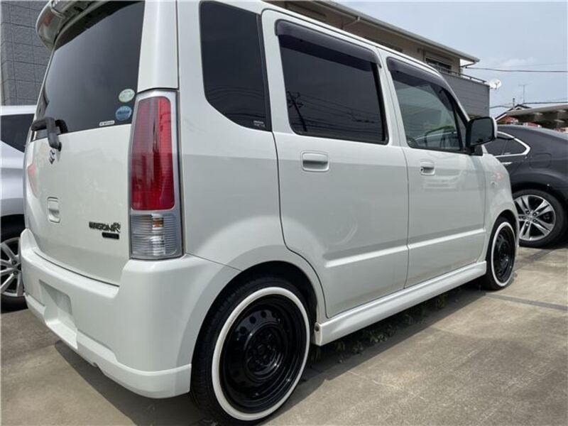 WAGON R