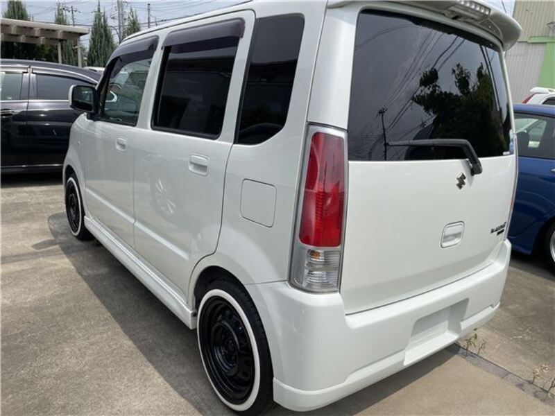 WAGON R