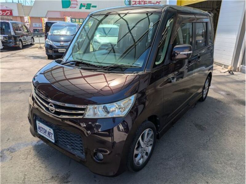 NISSAN ROOX