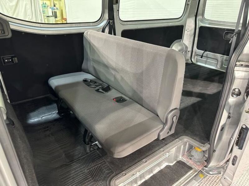 NV350 CARAVAN