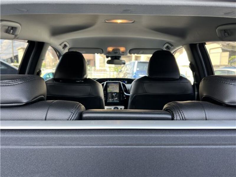 PRIUS PHV