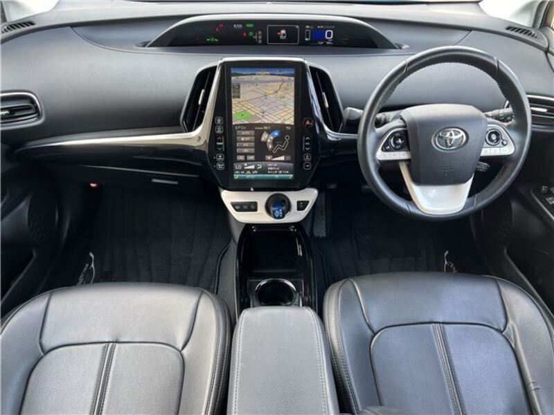 PRIUS PHV