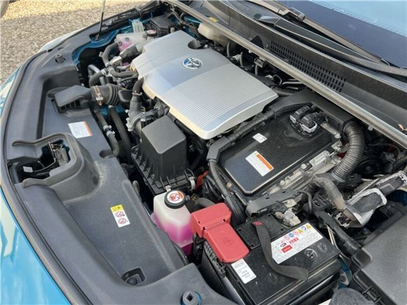 PRIUS PHV