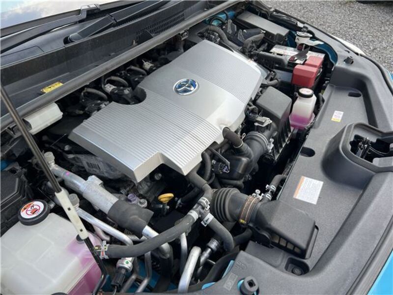 PRIUS PHV