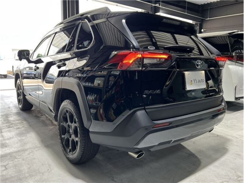 RAV4