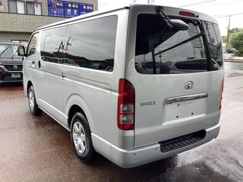 HIACE VAN