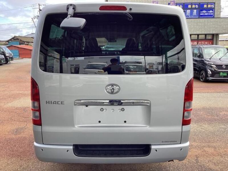 HIACE VAN