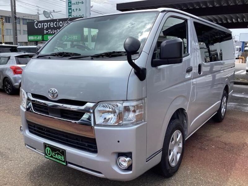 HIACE VAN