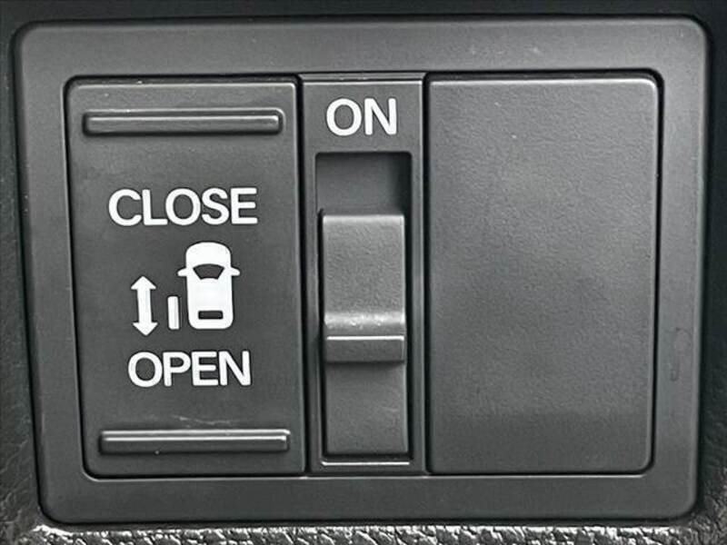 N BOX