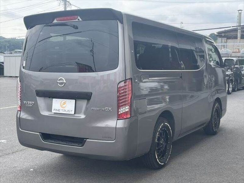 NV350 CARAVAN
