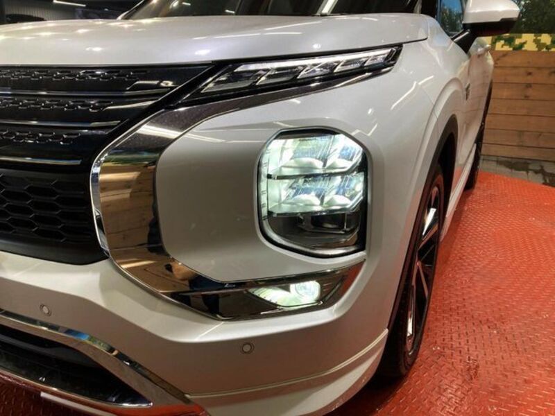 OUTLANDER PHEV
