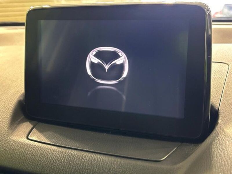 MAZDA2