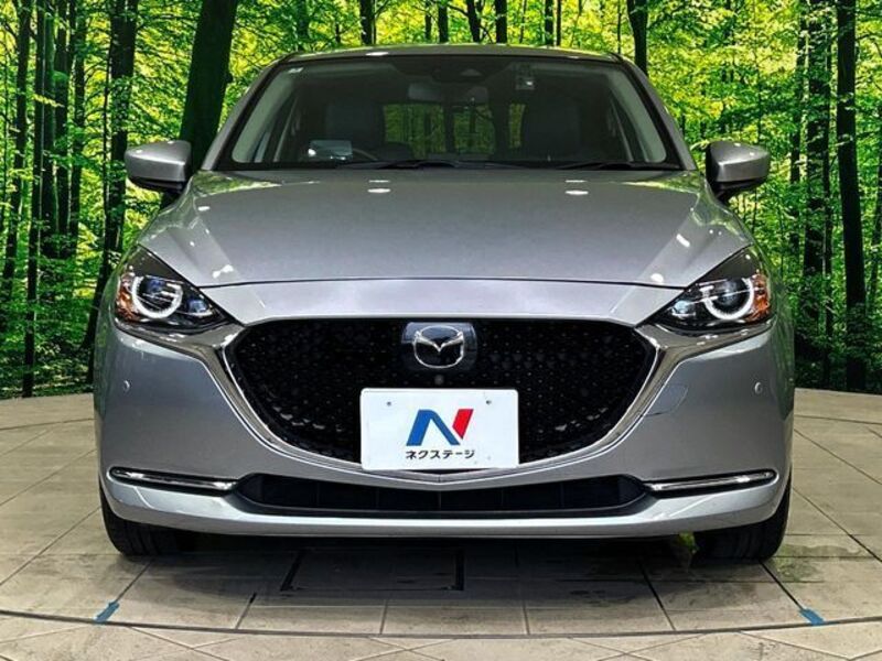 MAZDA2