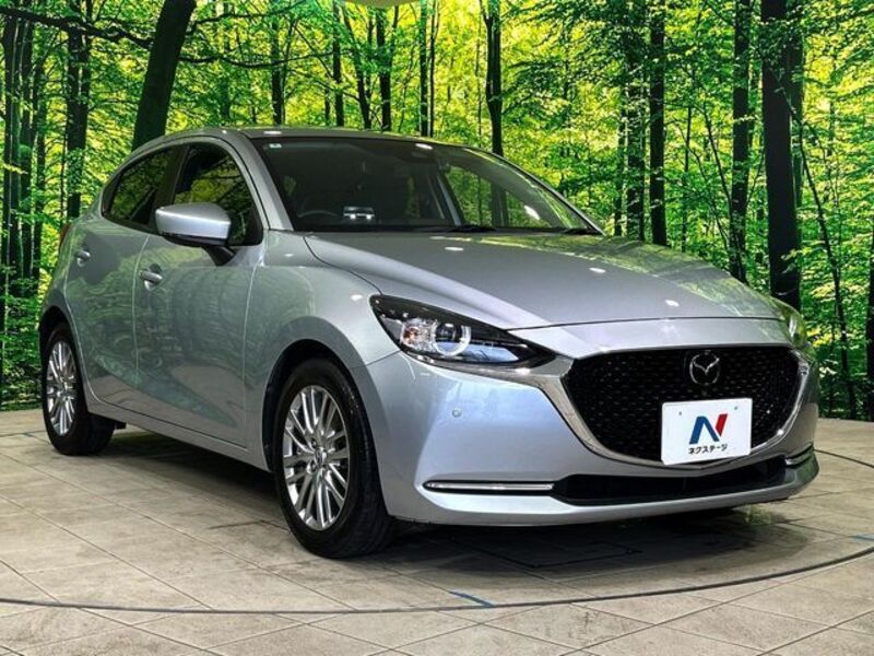 MAZDA2