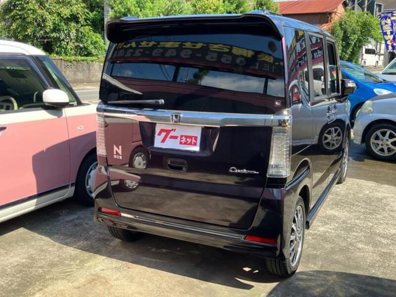 N BOX CUSTOM