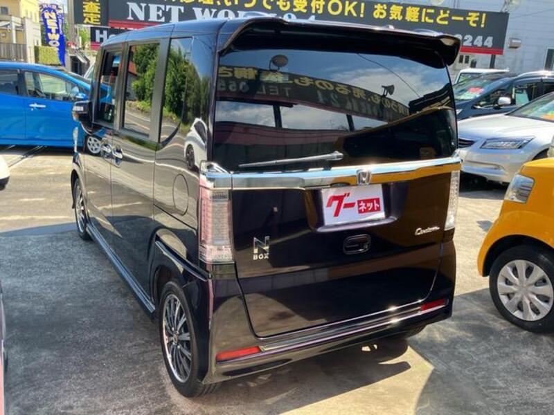 N BOX CUSTOM