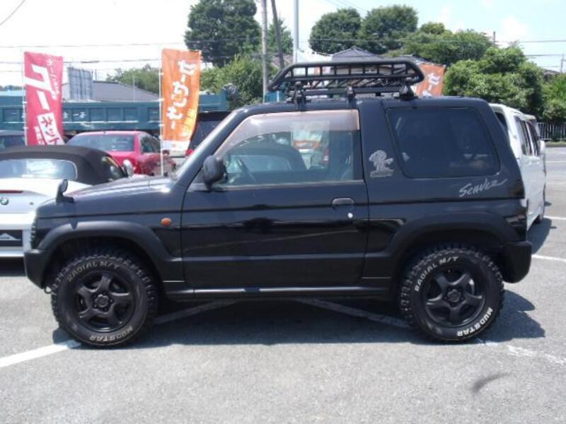 PAJERO MINI