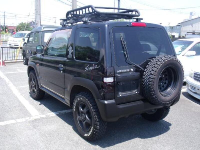 PAJERO MINI