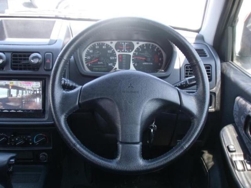PAJERO MINI