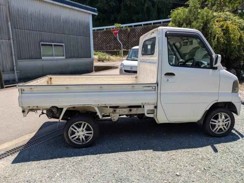 MINICAB TRUCK