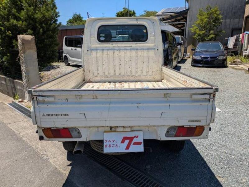 MINICAB TRUCK
