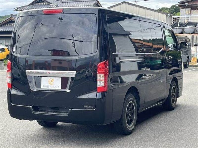 NV350 CARAVAN